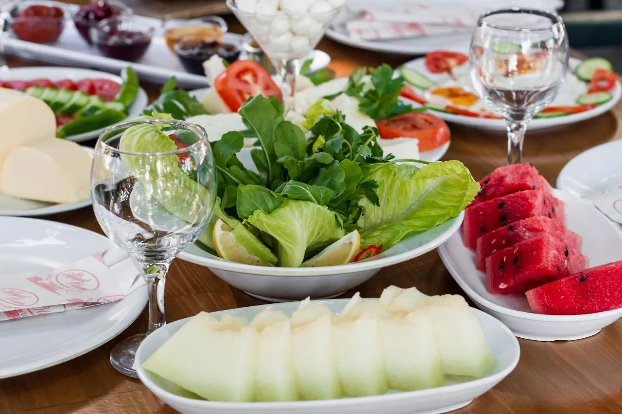 Village Garden Pansiyon Анталья Проживание в семье