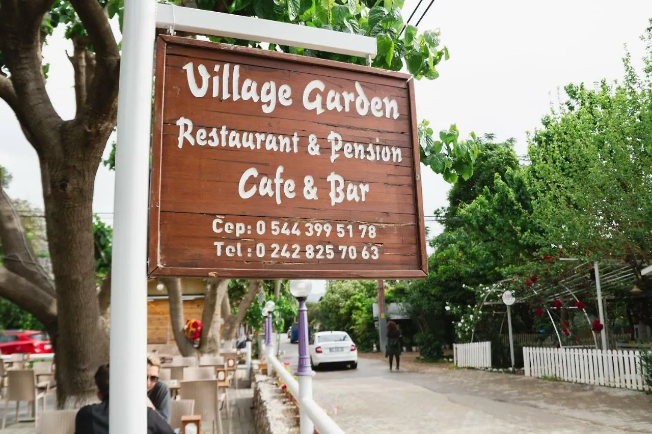 Village Garden Pansiyon Antalya